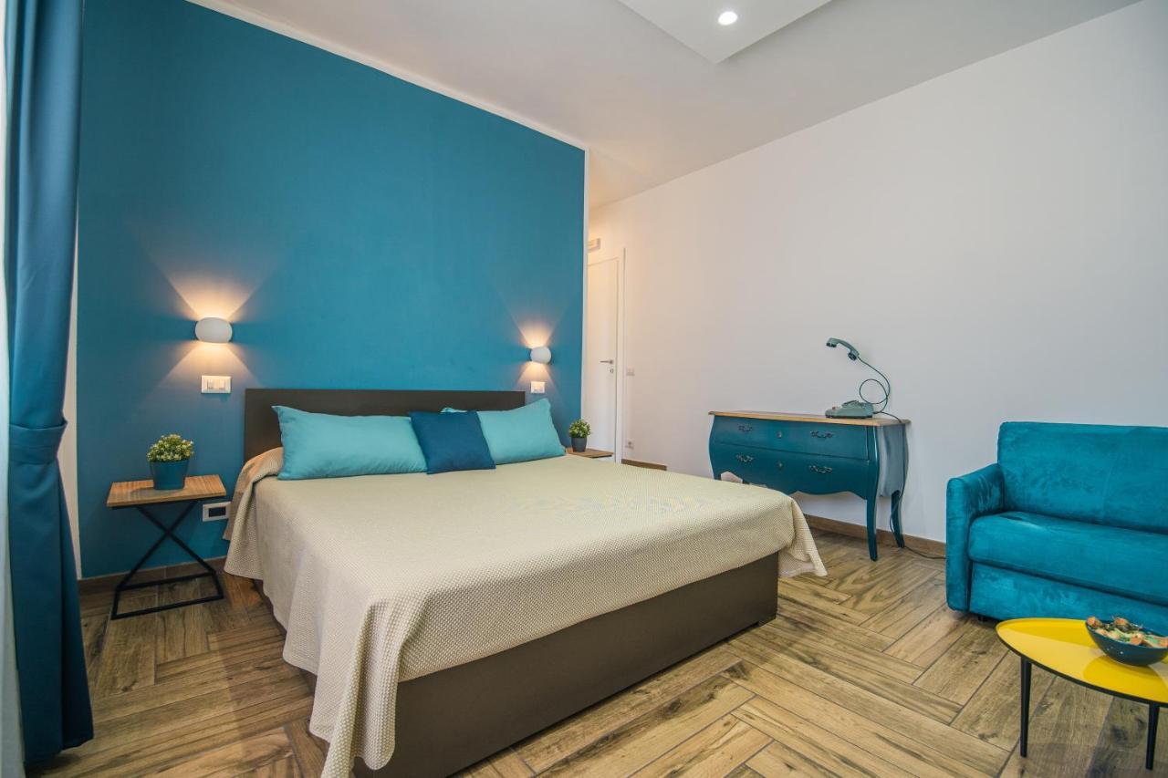 Hub Ferroviario - 12 Posti Letto Per Il Tuo Gruppo A Napoli Con Wifi E Netflix Acomodação com café da manhã Exterior foto