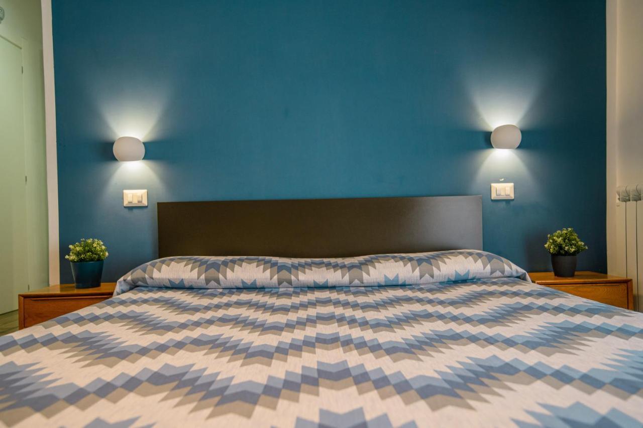 Hub Ferroviario - 12 Posti Letto Per Il Tuo Gruppo A Napoli Con Wifi E Netflix Acomodação com café da manhã Exterior foto